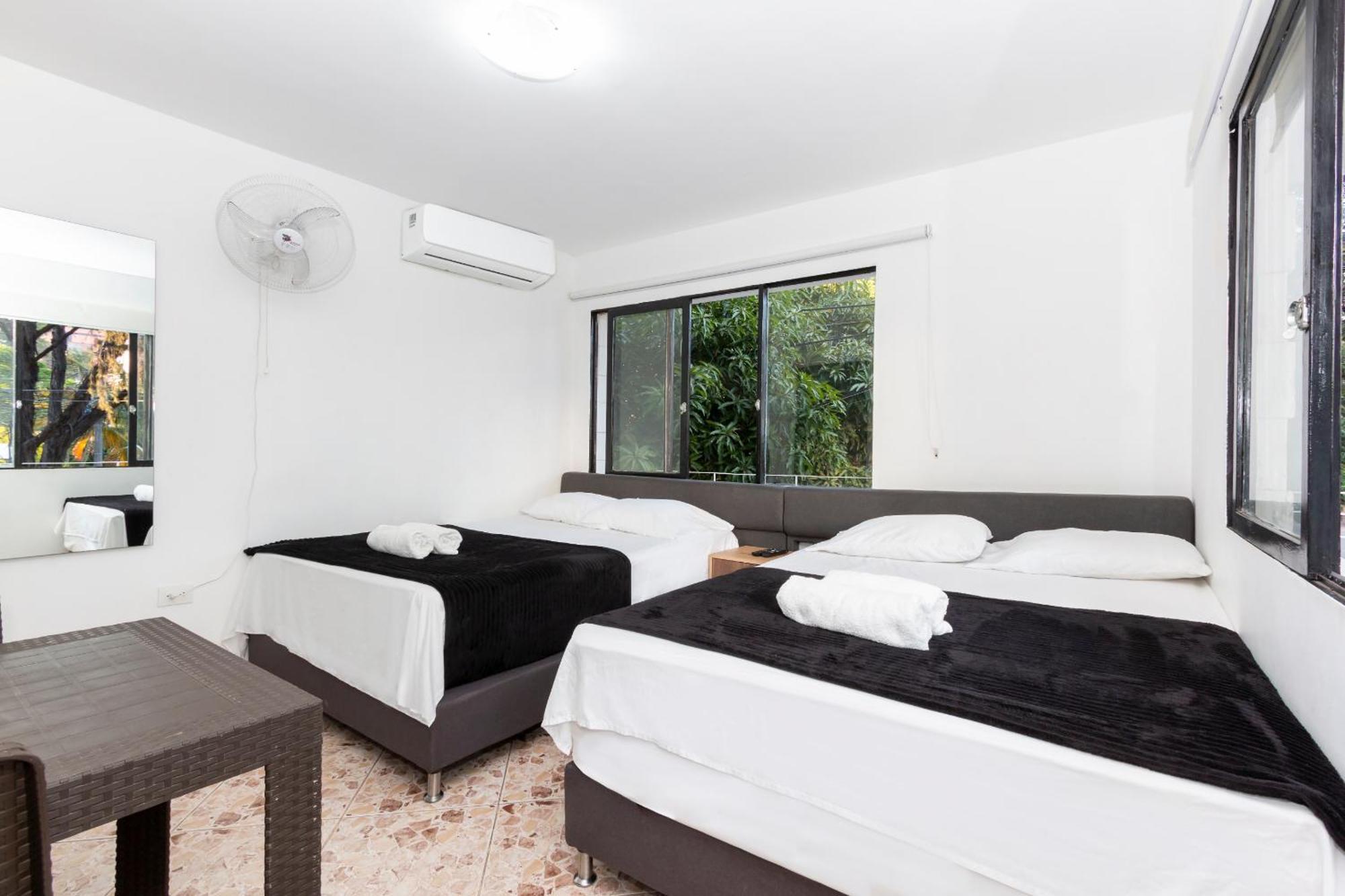 Hotel De Leon Estadio Medellín Dış mekan fotoğraf