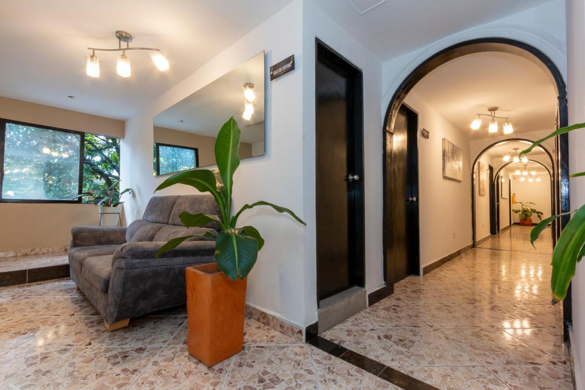 Hotel De Leon Estadio Medellín Dış mekan fotoğraf