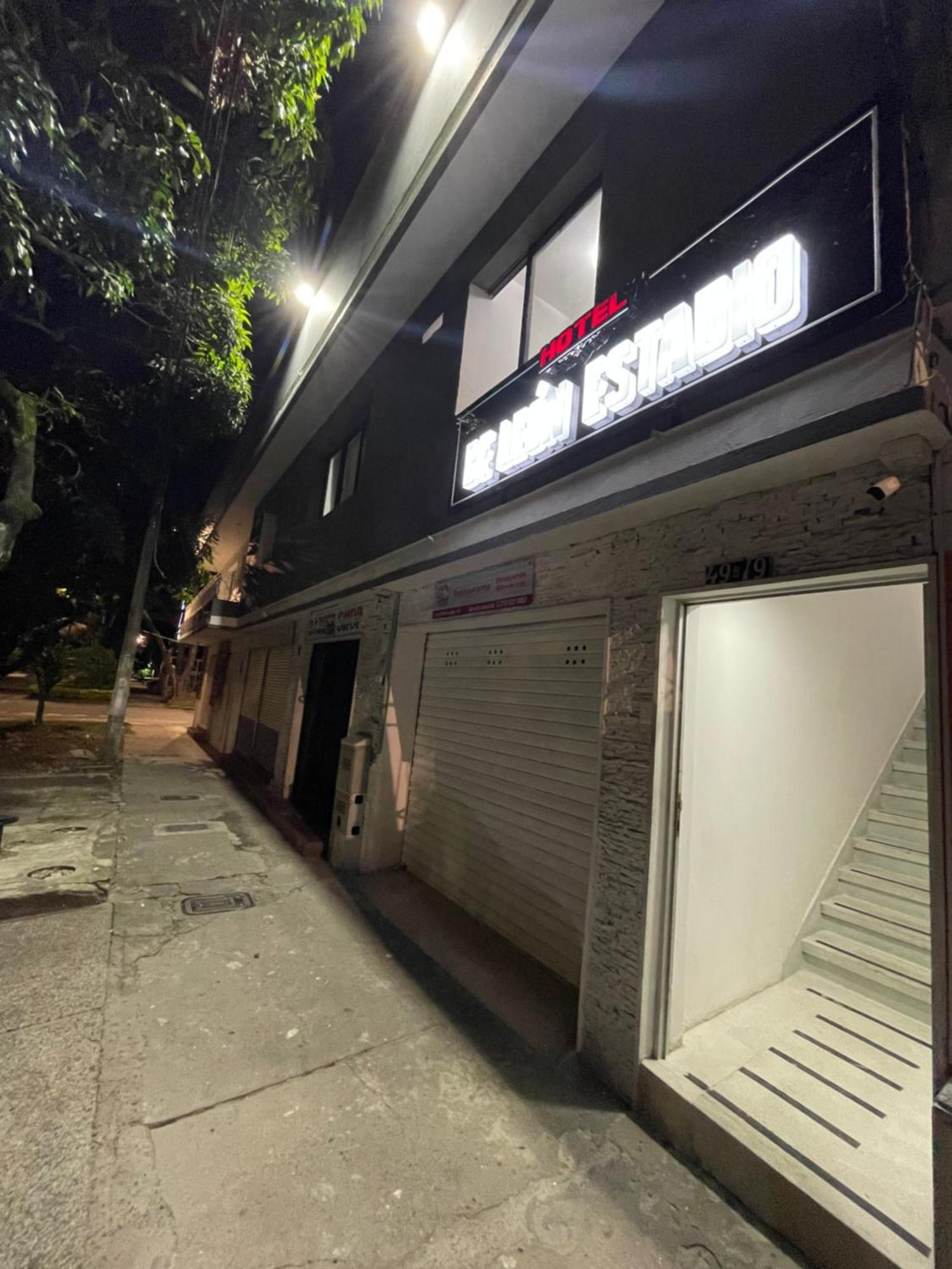 Hotel De Leon Estadio Medellín Dış mekan fotoğraf